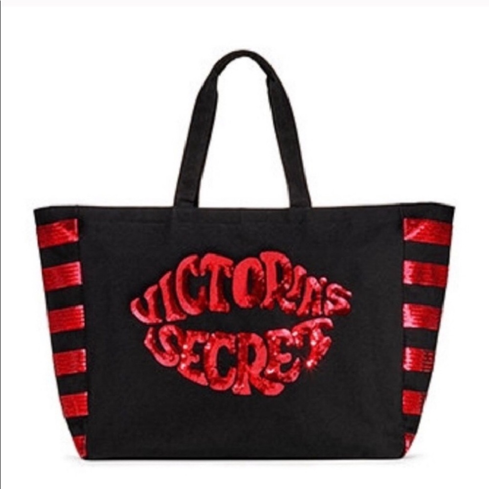 Victoria’s Secret limited edition Valentine’s tote